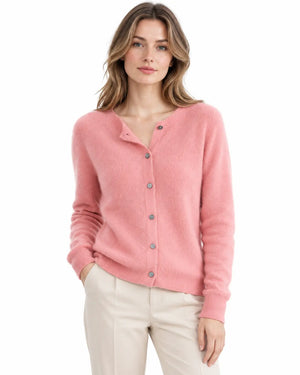 Cardigan Femme Oversize Laine Mérinos Boutonné Rose clair porté