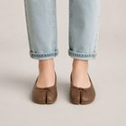 Women's Tabi Split-Toe Ballet Flats - Brown
