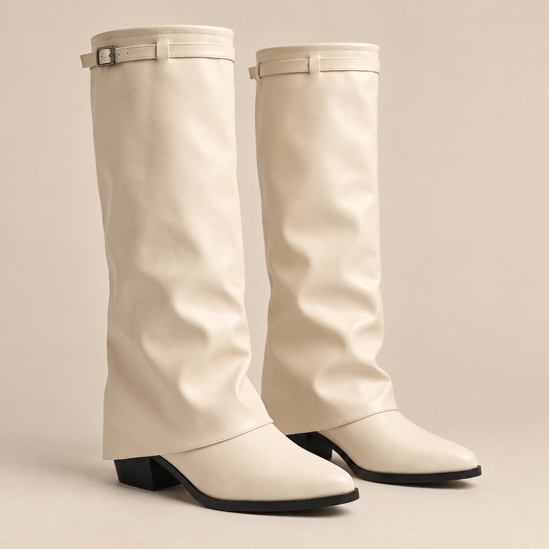 Bottes Hautes Femme - Revers à Boucle Effet Cuir Bout Pointu - Crème - bottes seules sur fond beige