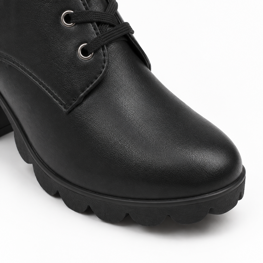 Bottines en similicuir à lacet - vue de dessus