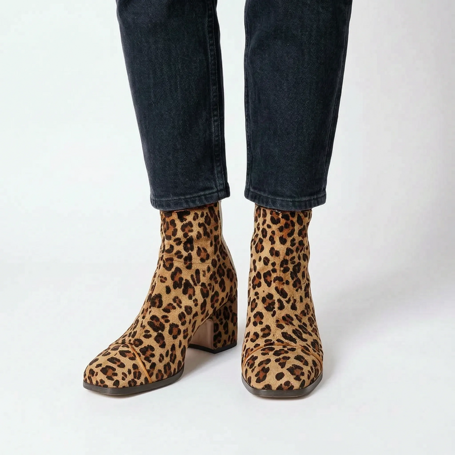Bottines à talons en daim - gros plan matière