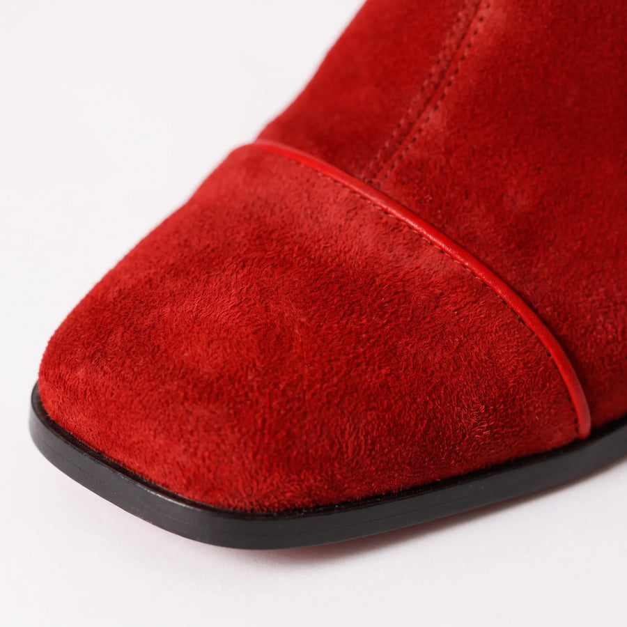 Bottines à talons en daim - vue de côté