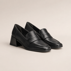 Women's Low-Heel Loafers for the Office - Black